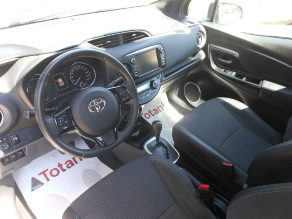 Toyota Yaris usata a L'Aquila (17)