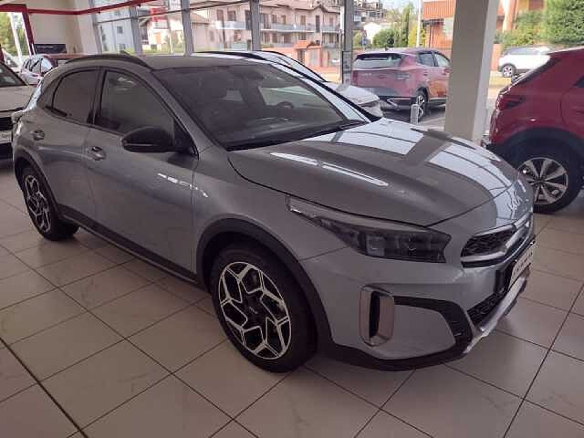 Kia XCeed 1.6 CRDi 136 CV Evolution nuova a Magenta