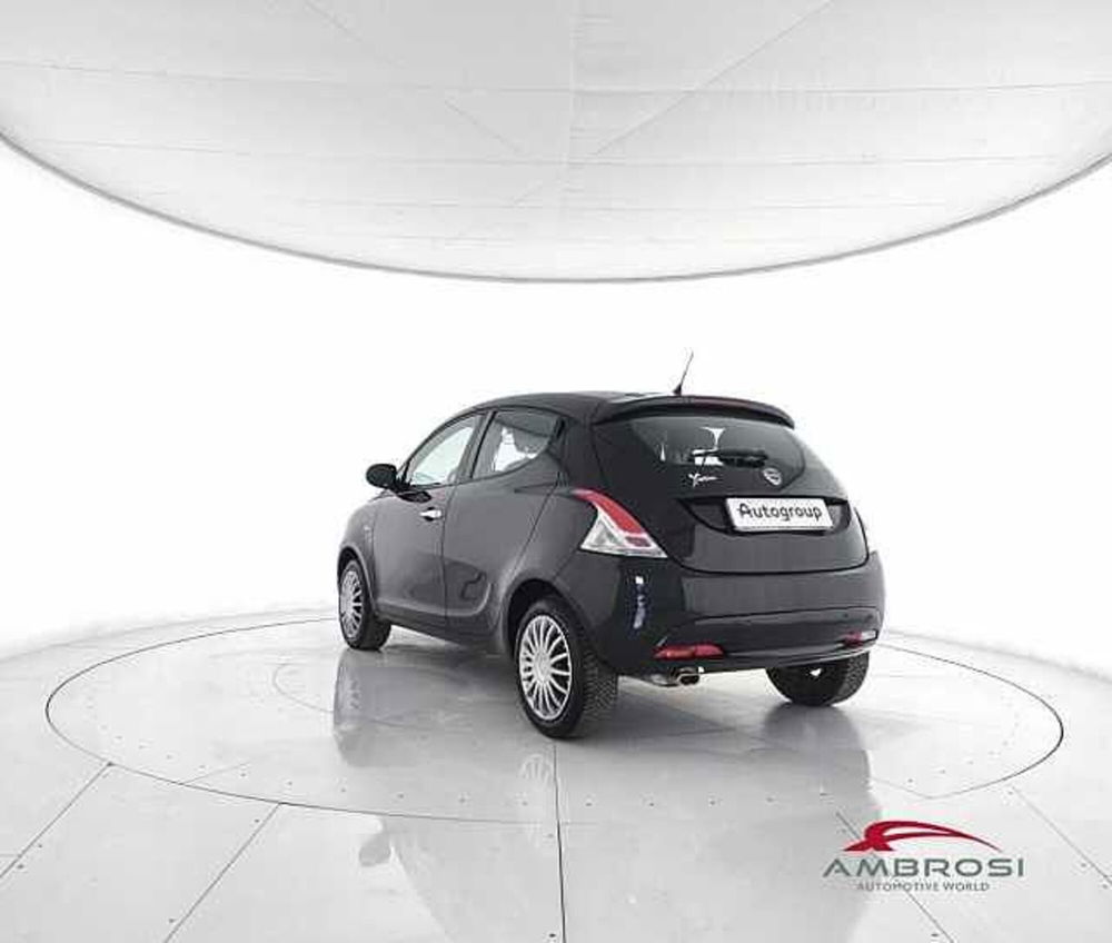 Lancia Ypsilon usata a Viterbo (4)