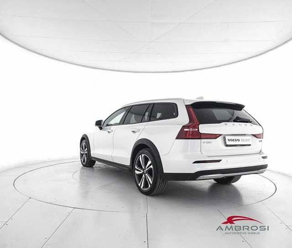 Volvo V60 Cross Country usata a Viterbo (4)