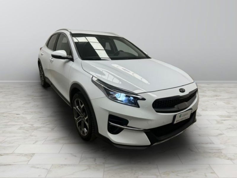 Kia XCeed 1.0 tgdi Gpl Business 117cv mt del 2021 usata a Biella