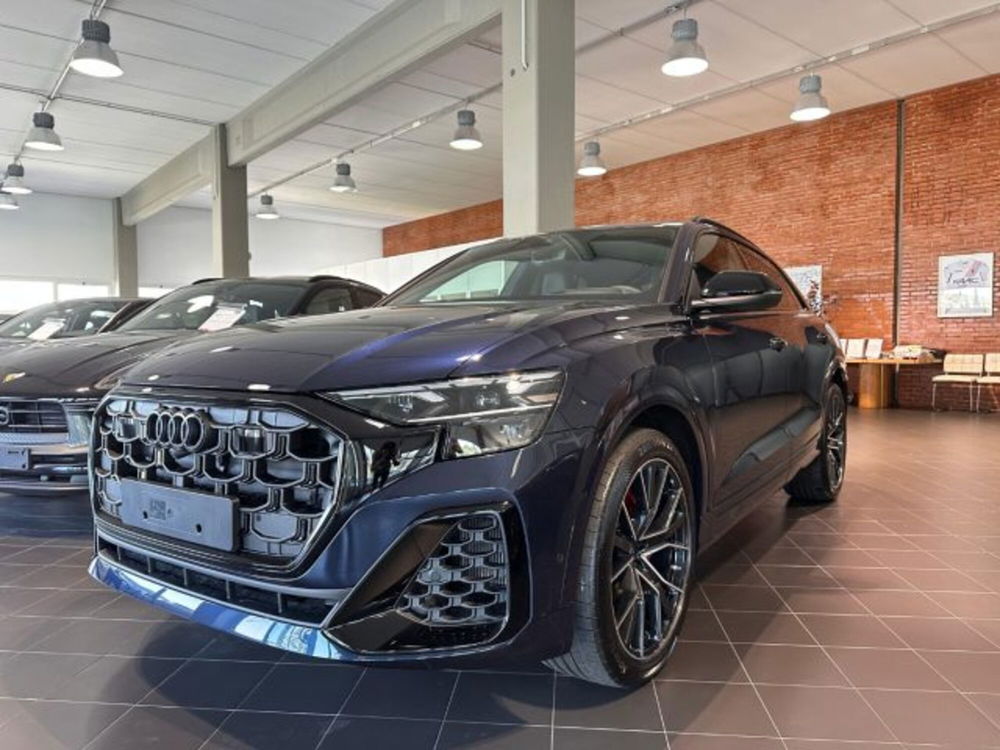 Audi Q8 nuova a Bologna (2)