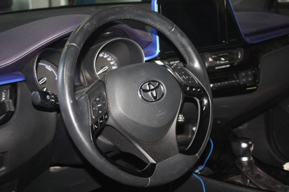 Toyota Toyota C-HR usata a Viterbo (9)