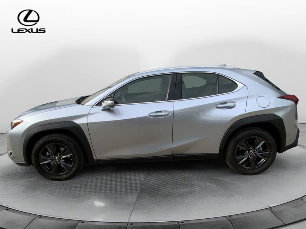 Lexus UX usata a Perugia (4)