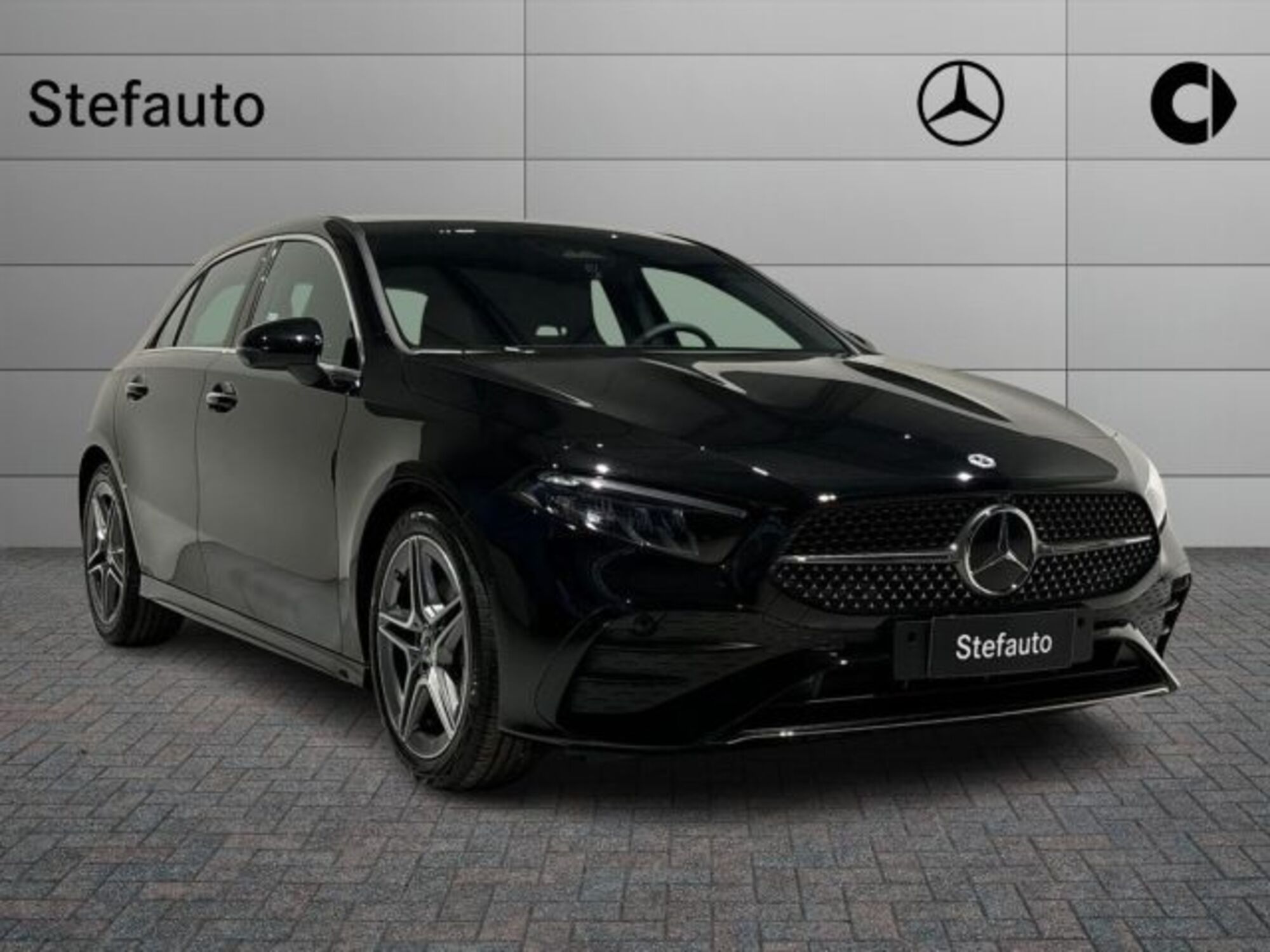 Mercedes-Benz Classe A 180 d AMG Line Advanced Plus auto nuova a Castel Maggiore