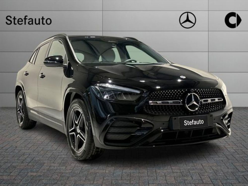 Mercedes-Benz GLA SUV nuova a Bologna