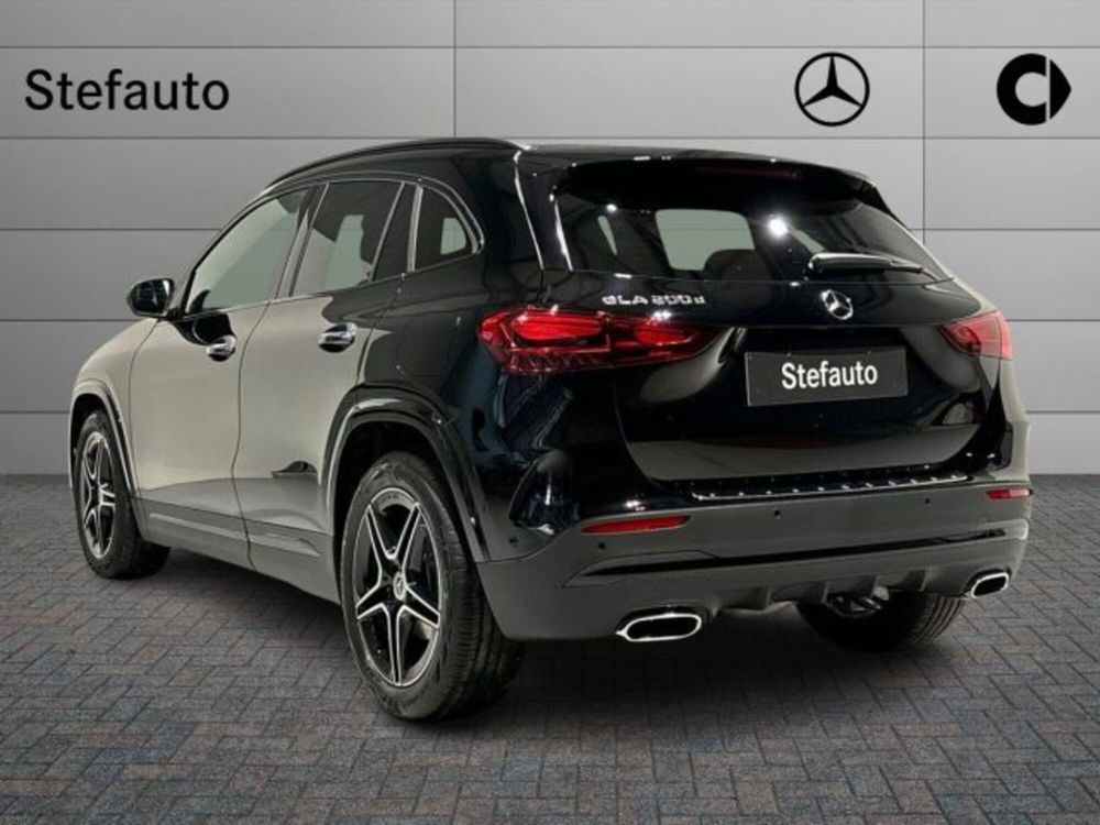 Mercedes-Benz GLA SUV nuova a Bologna (5)