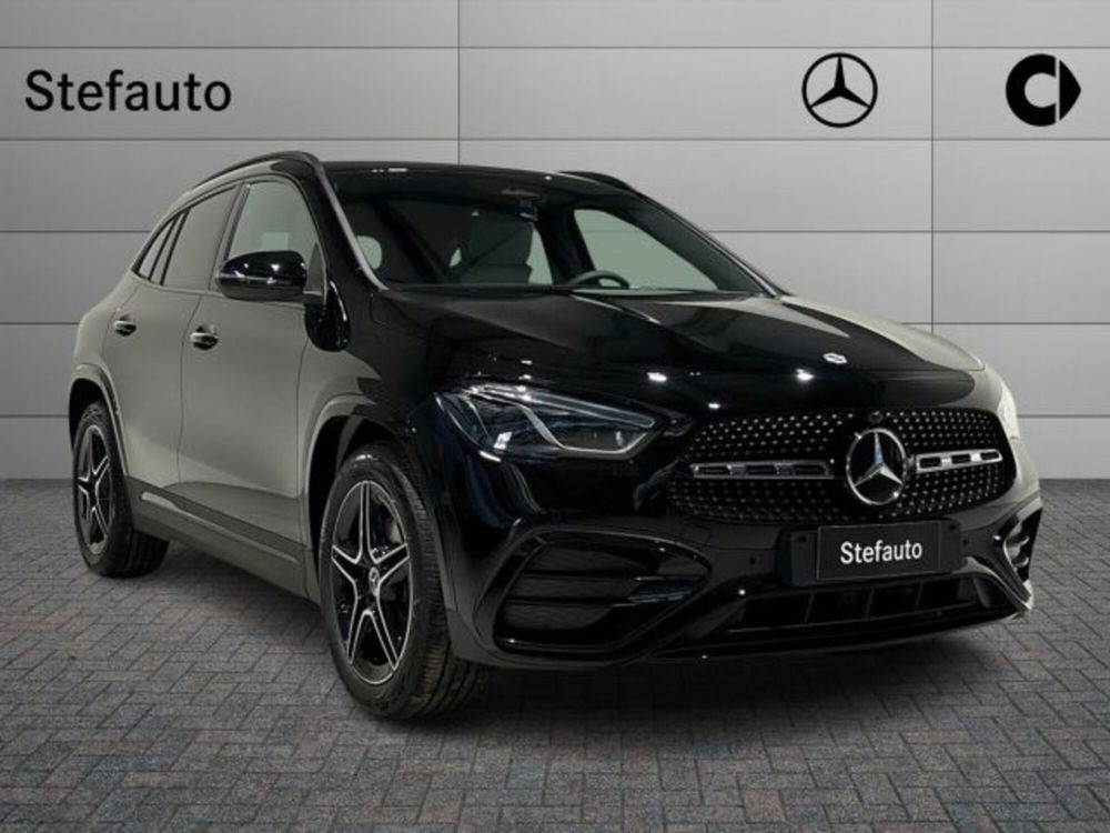 Mercedes-Benz GLA SUV nuova a Bologna