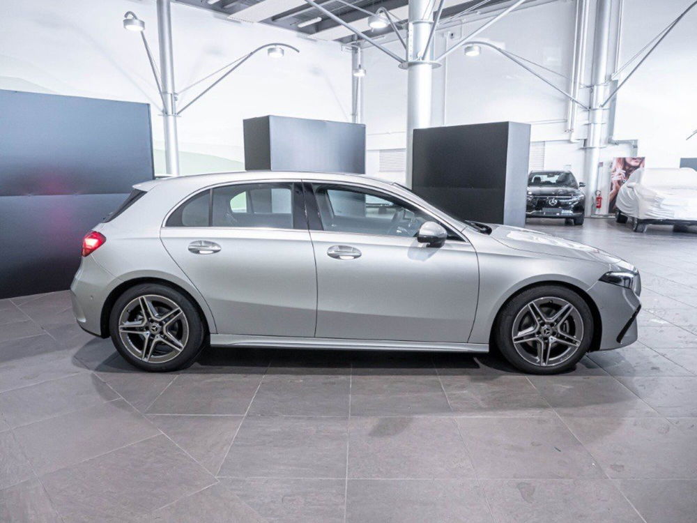 Mercedes-Benz Classe A Sedan nuova a Ancona (9)