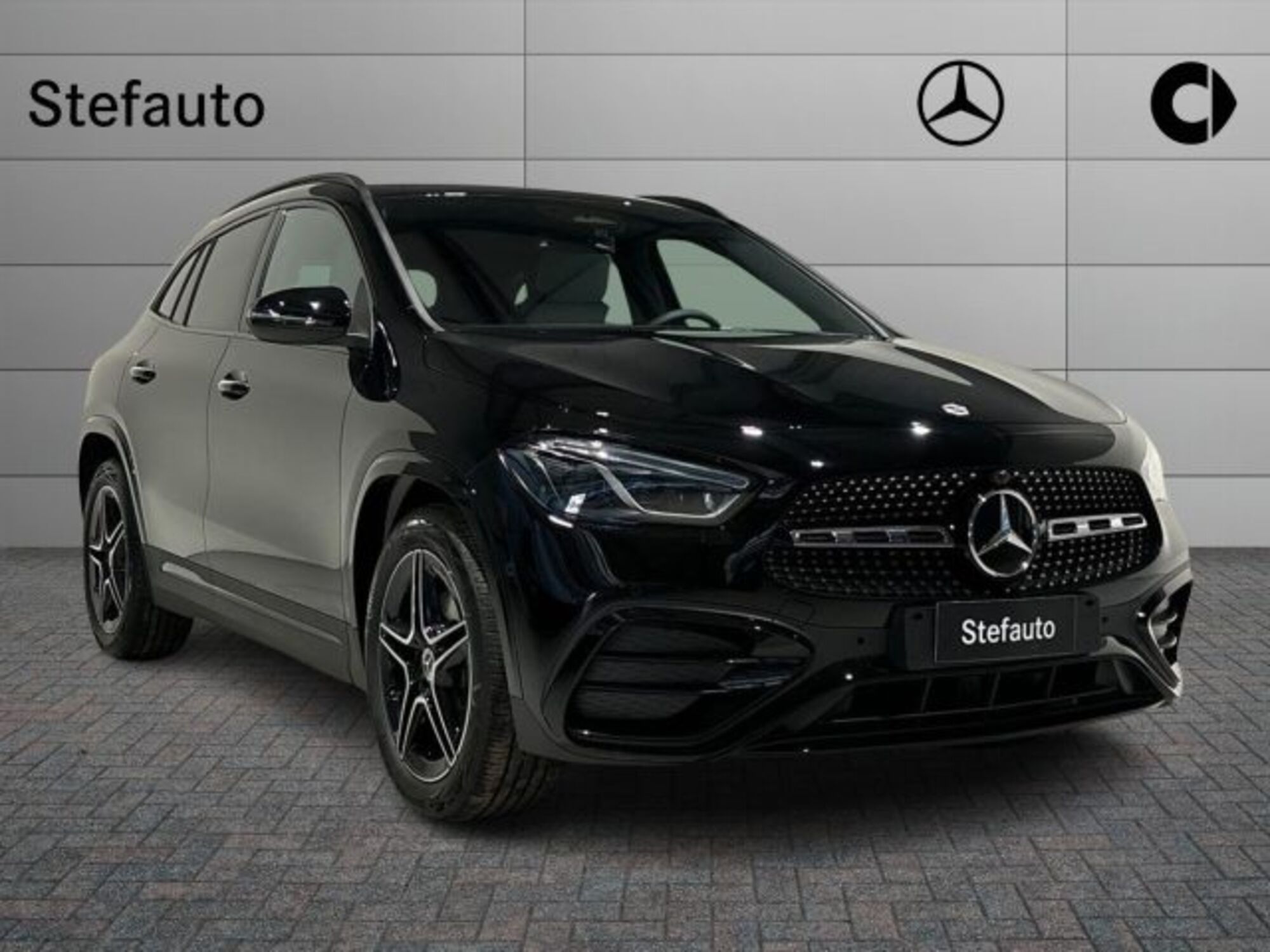 Mercedes-Benz GLA SUV 200 d AMG Line Advanced Plus auto nuova a Castel Maggiore