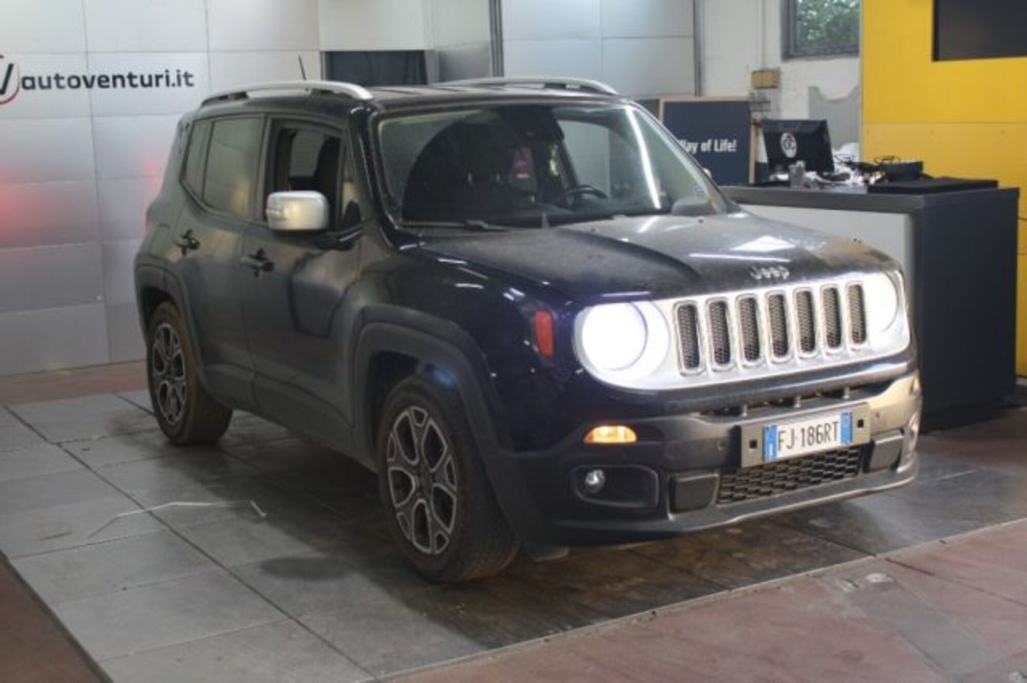 Jeep Renegade 1.6 Mjt 120 CV Limited  del 2017 usata a Civita Castellana