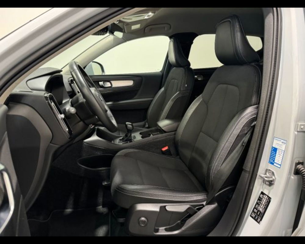 Volvo XC40 usata a Treviso (9)