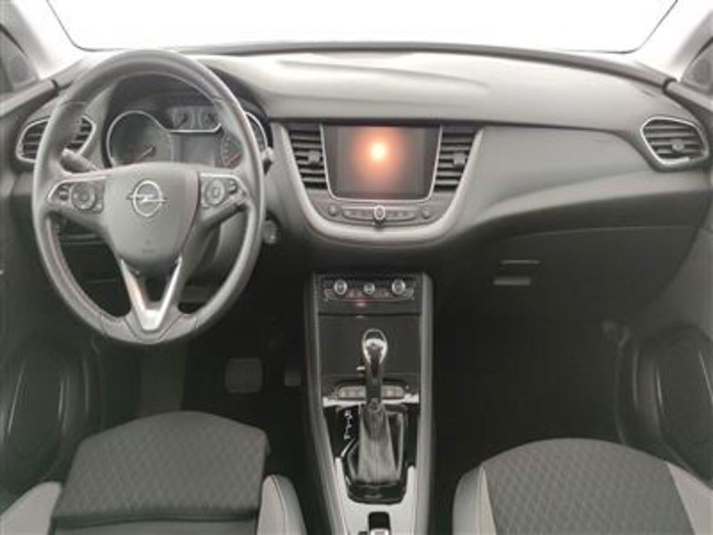 Opel Grandland X usata a Bari (14)