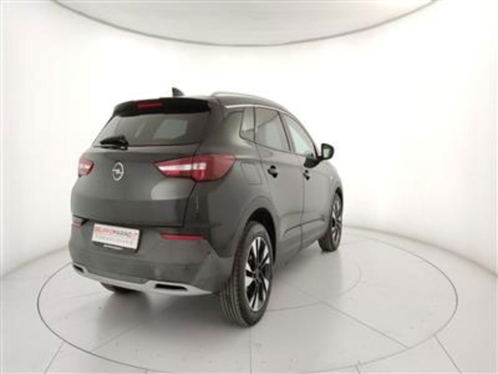 Opel Grandland X usata a Bari (7)