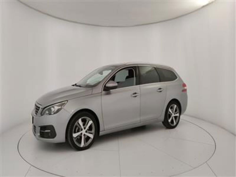 Peugeot 308 SW usata a Bari (2)