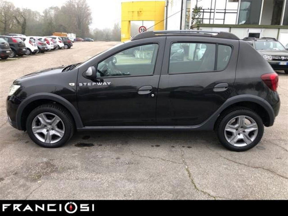 Dacia Sandero usata a Modena (5)