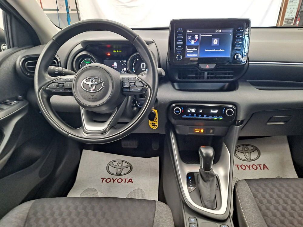 Toyota Yaris usata a Roma (11)