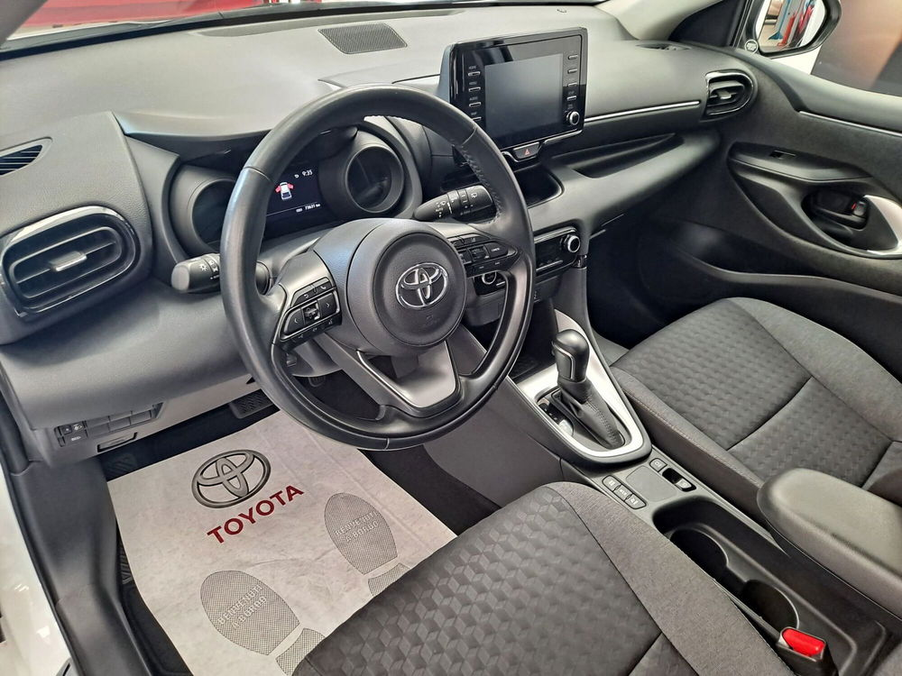 Toyota Yaris usata a Roma (17)