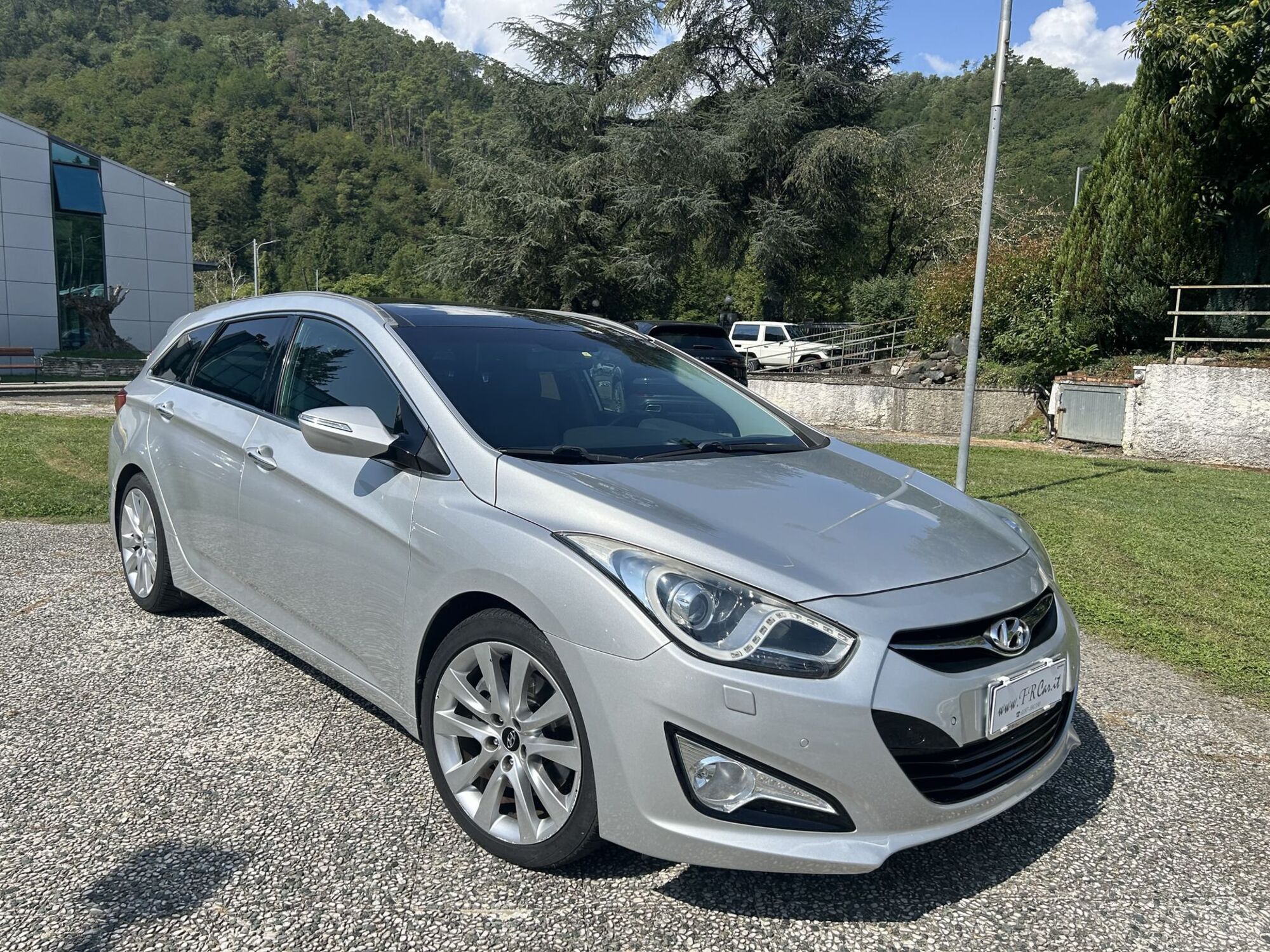 Hyundai i40 Station Wagon 1.7 CRDi 136CV Aut. Style del 2012 usata a La Spezia