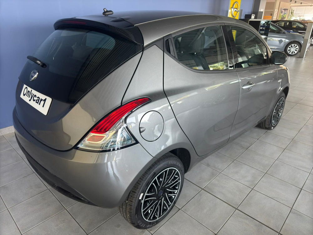 Lancia Ypsilon nuova a Ferrara (4)