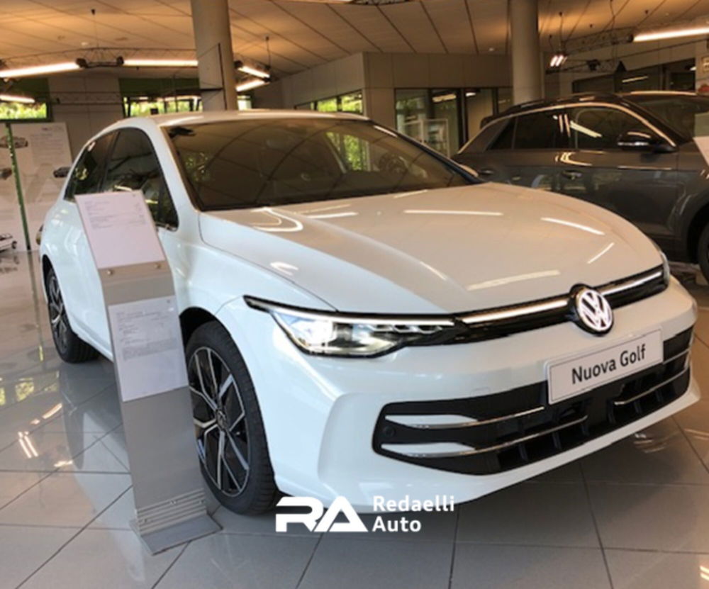 Volkswagen Golf nuova a Lecco (3)