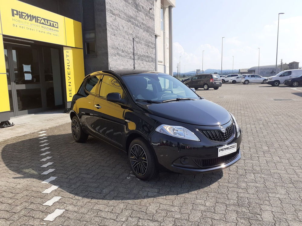 Lancia Ypsilon nuova a Parma