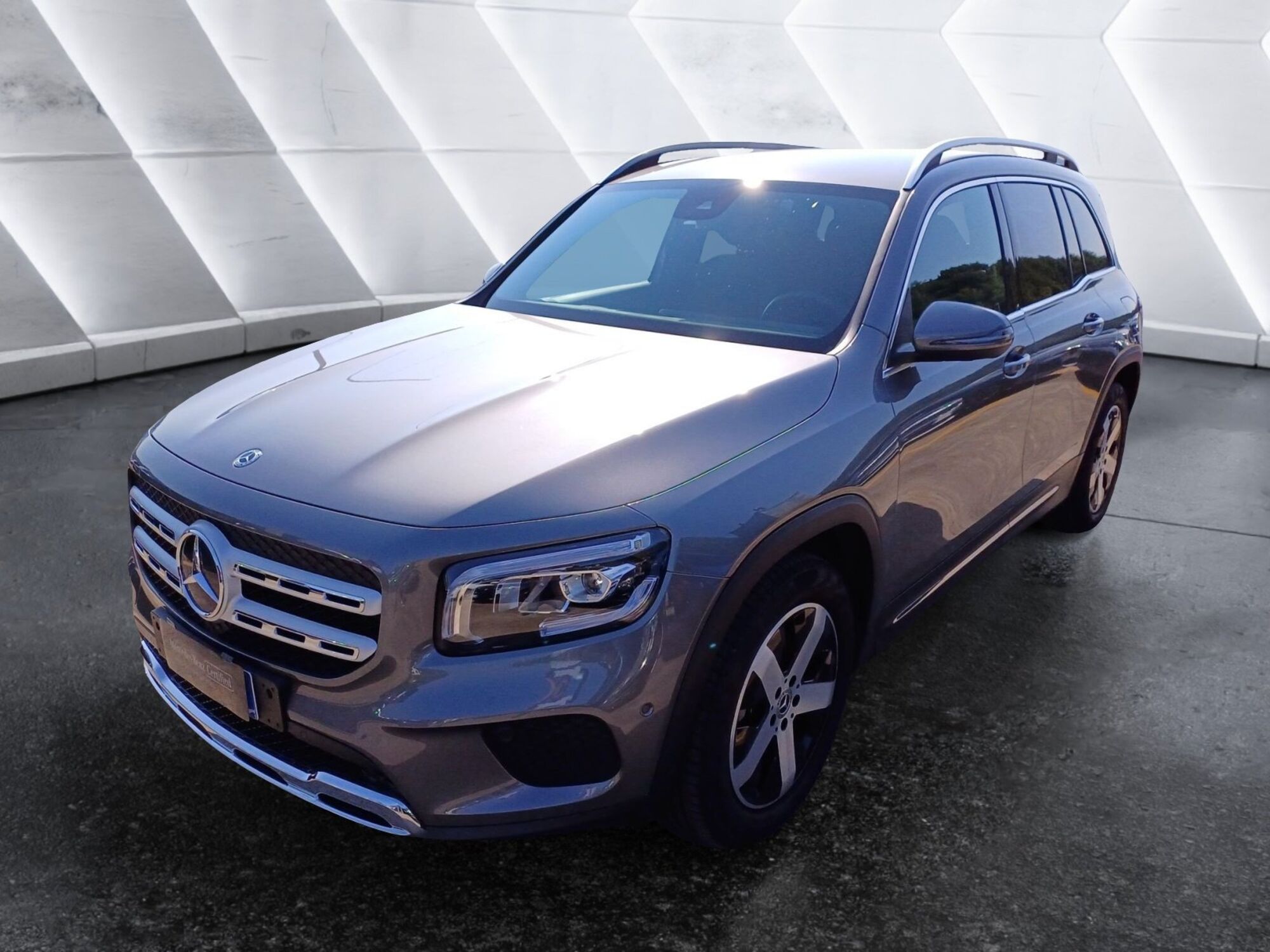 Mercedes-Benz GLB 200 Automatic Sport Plus del 2021 usata