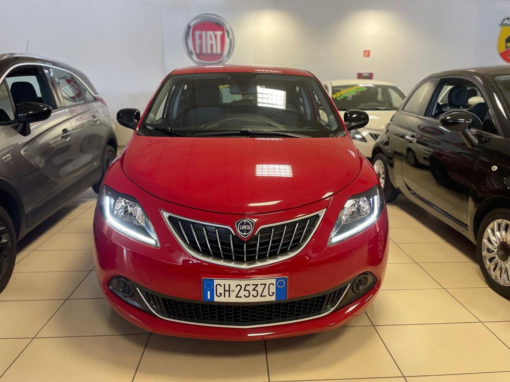 Lancia Ypsilon usata a Milano (3)