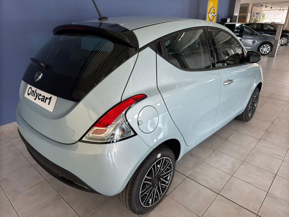 Lancia Ypsilon nuova a Ferrara (4)