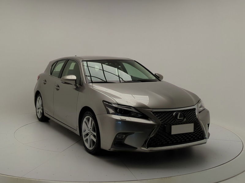 Lexus CT Hybrid Executive  del 2018 usata a Pratola Serra