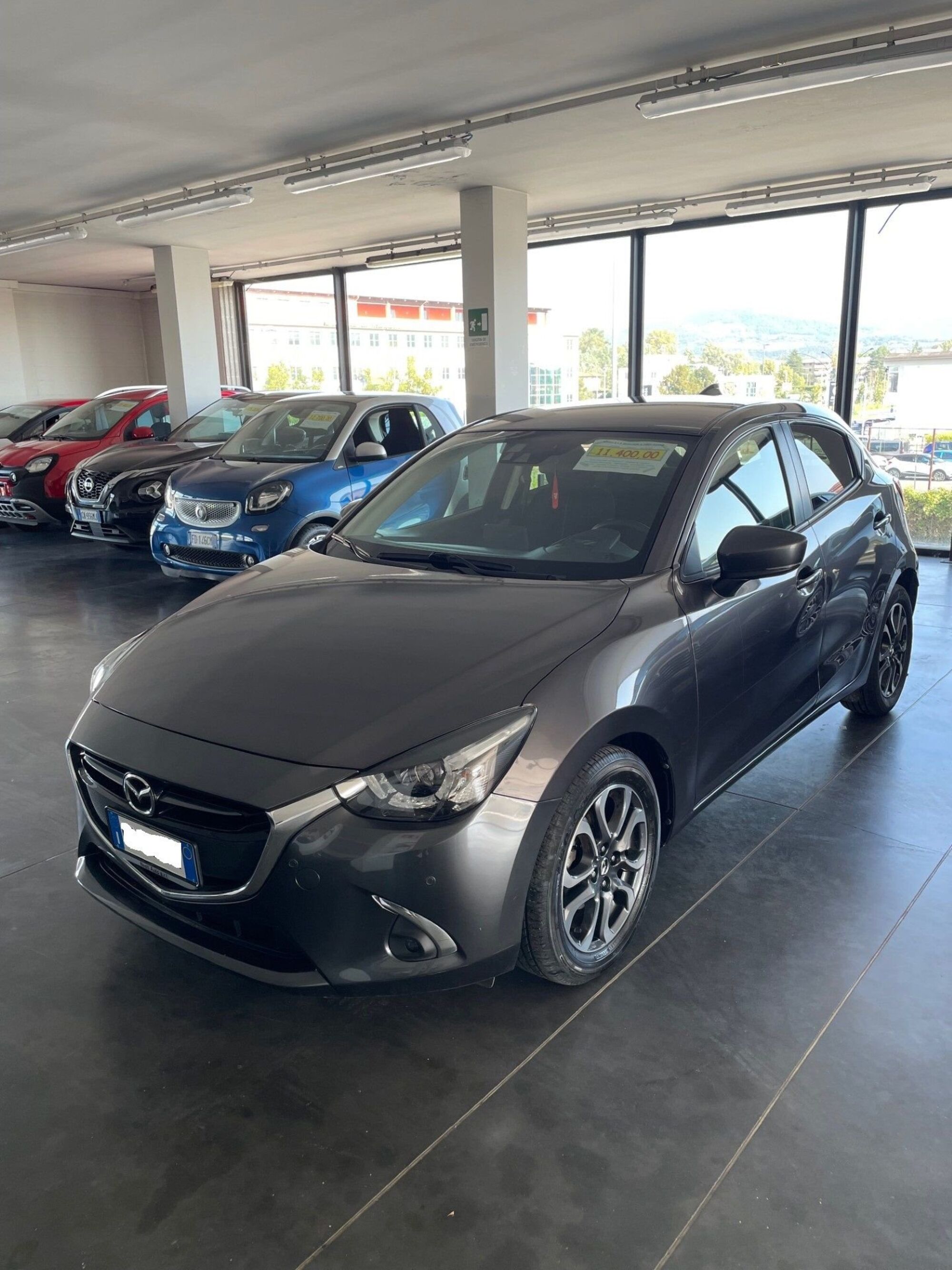 Mazda Mazda2 1.5 Skyactiv-D 105 CV Exceed  del 2018 usata a Lucca