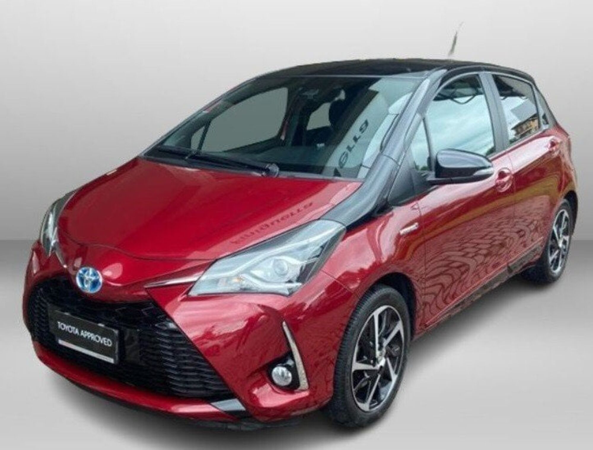 Toyota Yaris 1.5 Hybrid 5 porte Lounge Blue del 2020 usata a Civate