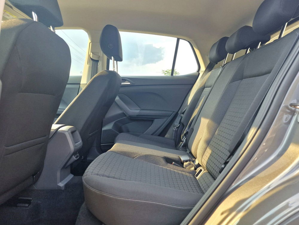 Volkswagen T-Cross usata a Varese (12)