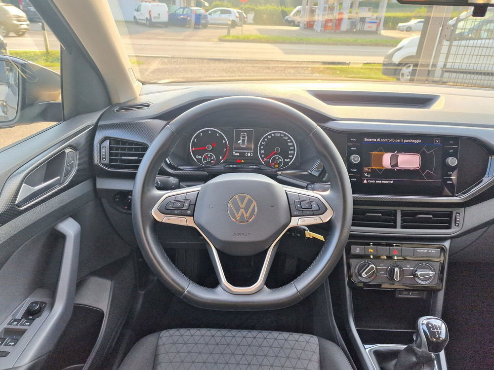 Volkswagen T-Cross usata a Varese (15)