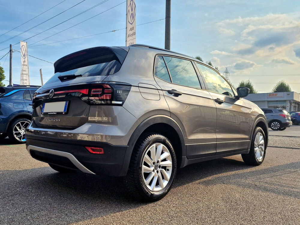 Volkswagen T-Cross usata a Varese (5)