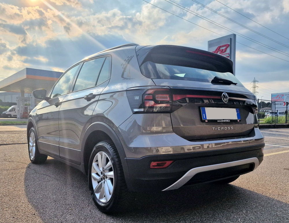 Volkswagen T-Cross usata a Varese (7)