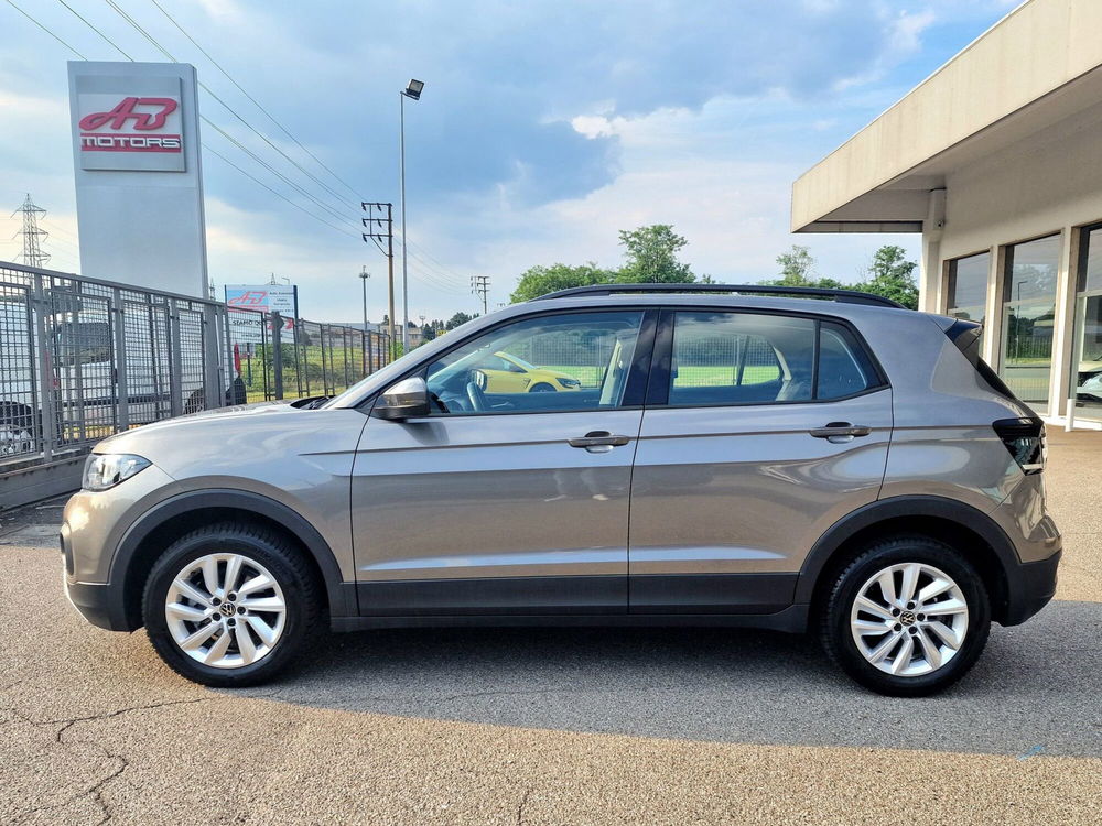 Volkswagen T-Cross usata a Varese (8)