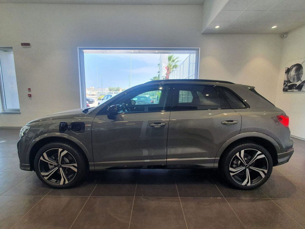 Audi Q3 nuova a Bari (12)