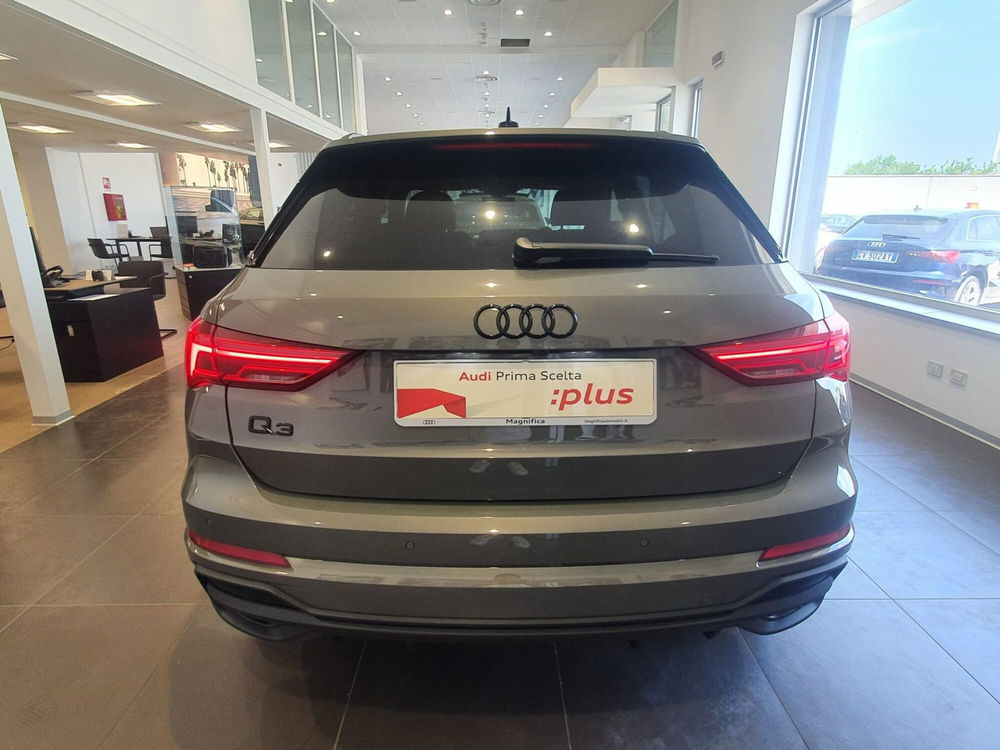 Audi Q3 nuova a Bari (14)