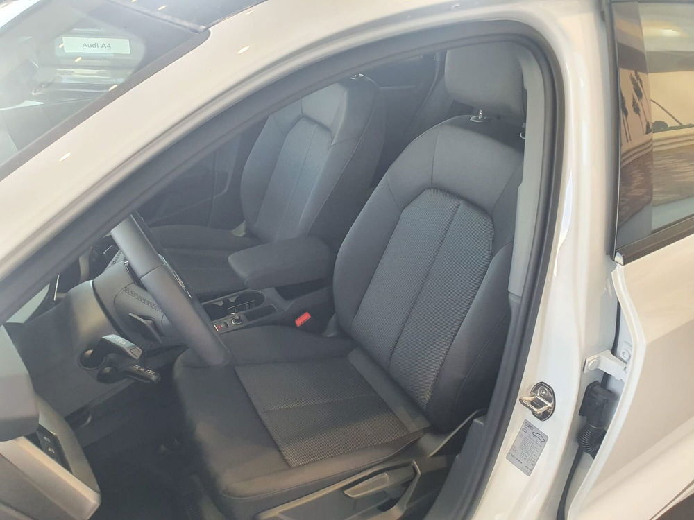 Audi A3 Sportback nuova a Bari (11)