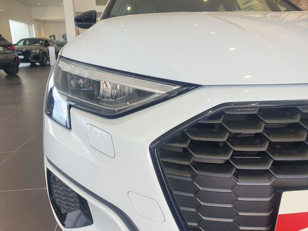 Audi A3 Sportback nuova a Bari (5)