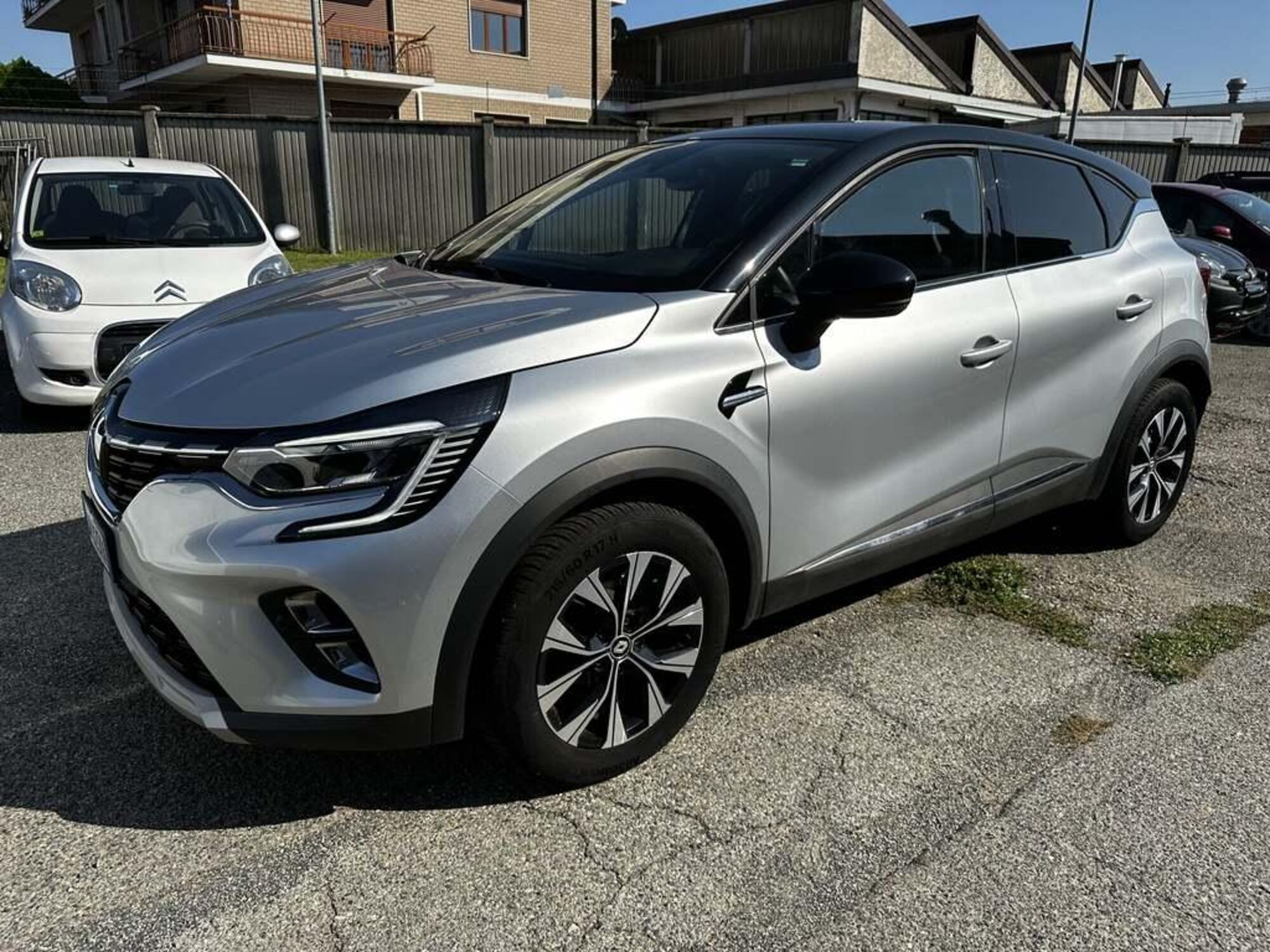 Renault Captur 1.0 tce Techno 90cv del 2023 usata a Moncalieri