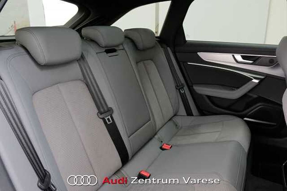 Audi A6 Avant nuova a Varese (7)