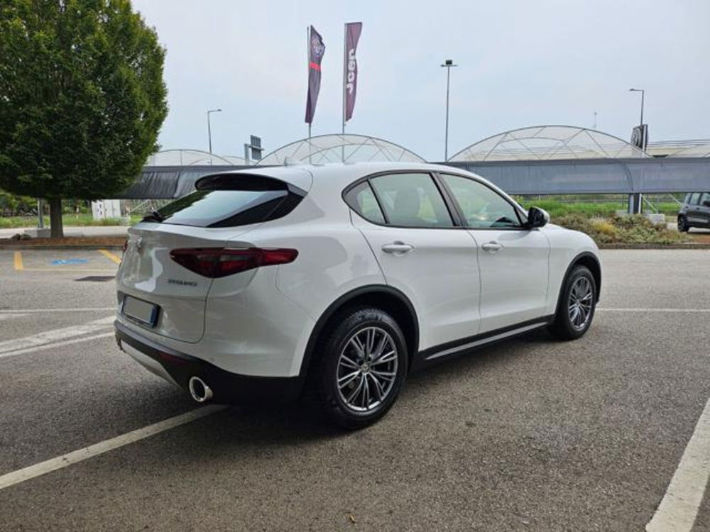 Alfa Romeo Stelvio usata a Padova (4)