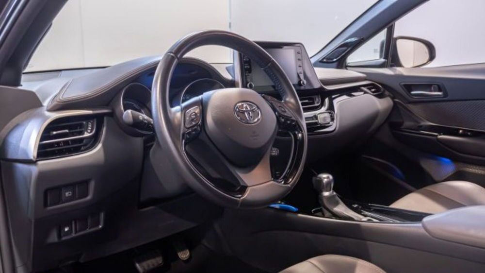 Toyota Toyota C-HR usata a Padova (16)