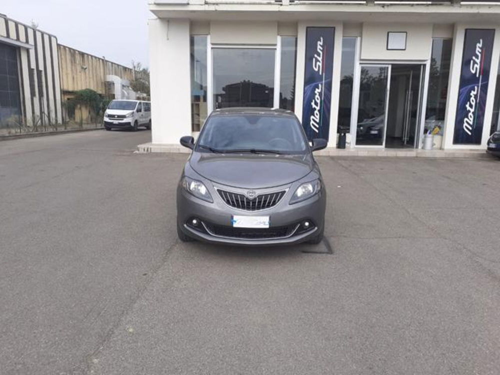 Lancia Ypsilon usata a Firenze (2)