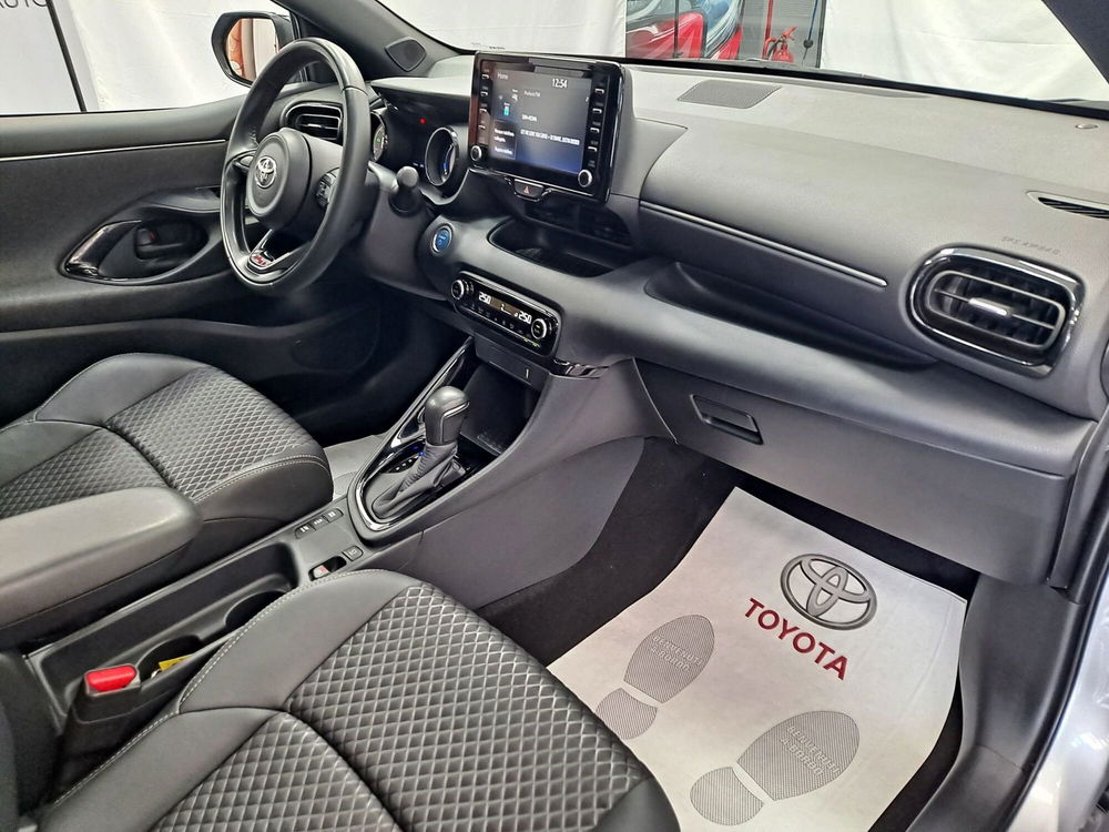 Toyota Yaris usata a Roma (6)