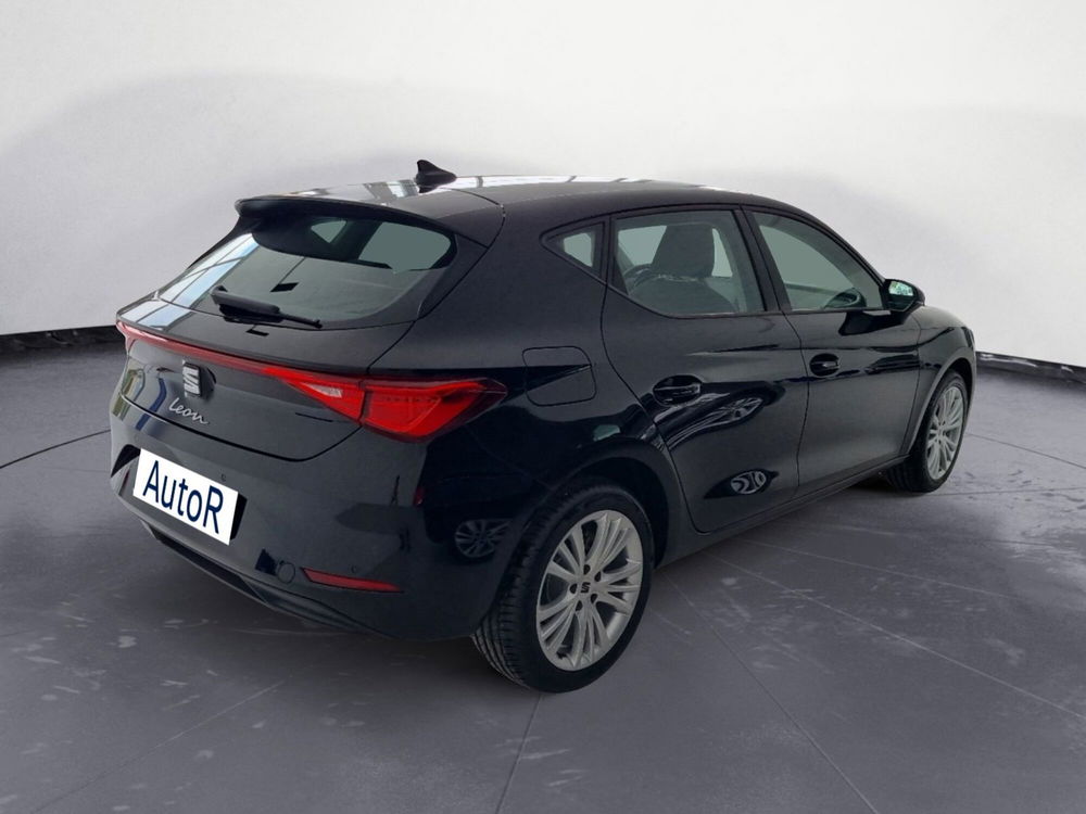 SEAT Leon nuova a Potenza (5)