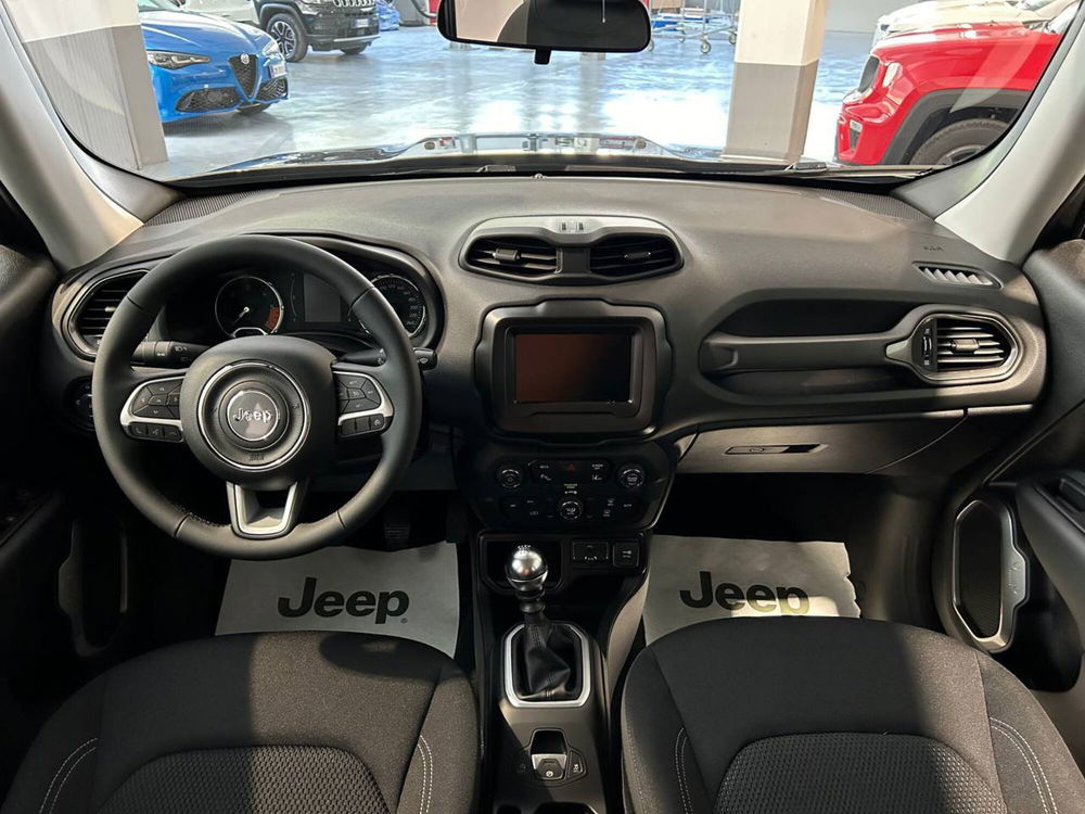 Jeep Renegade nuova a Ancona (11)