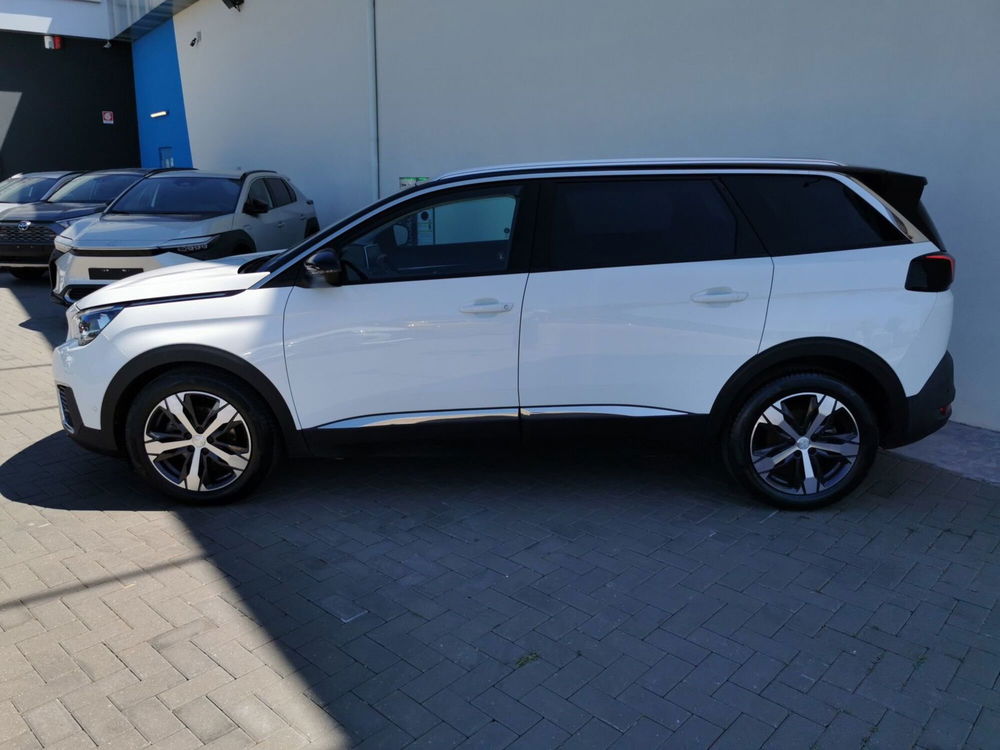 Peugeot 5008 usata a Chieti (6)